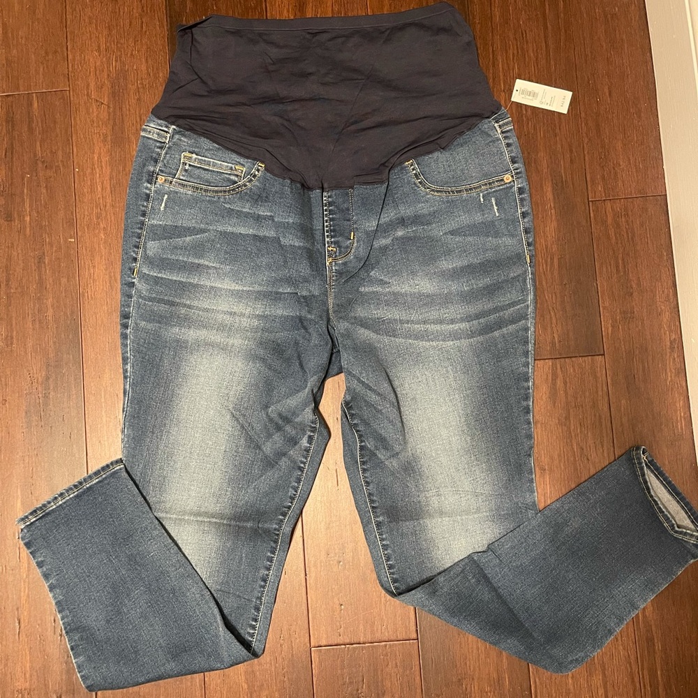 Maternity Jeans- Skinny Leg- Old Navy- Size 16-NWT
